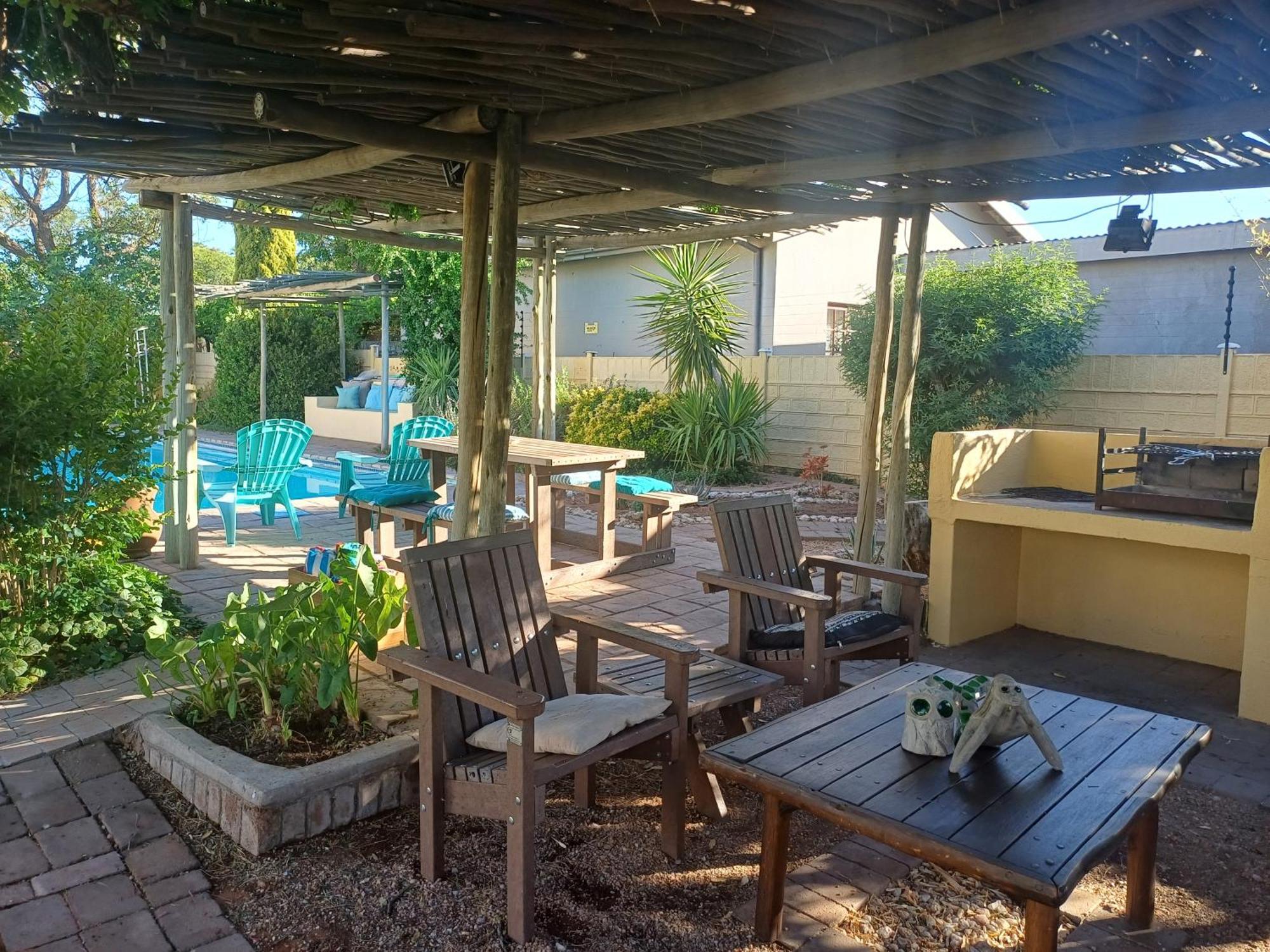 Libby'S Lodge Upington Esterno foto